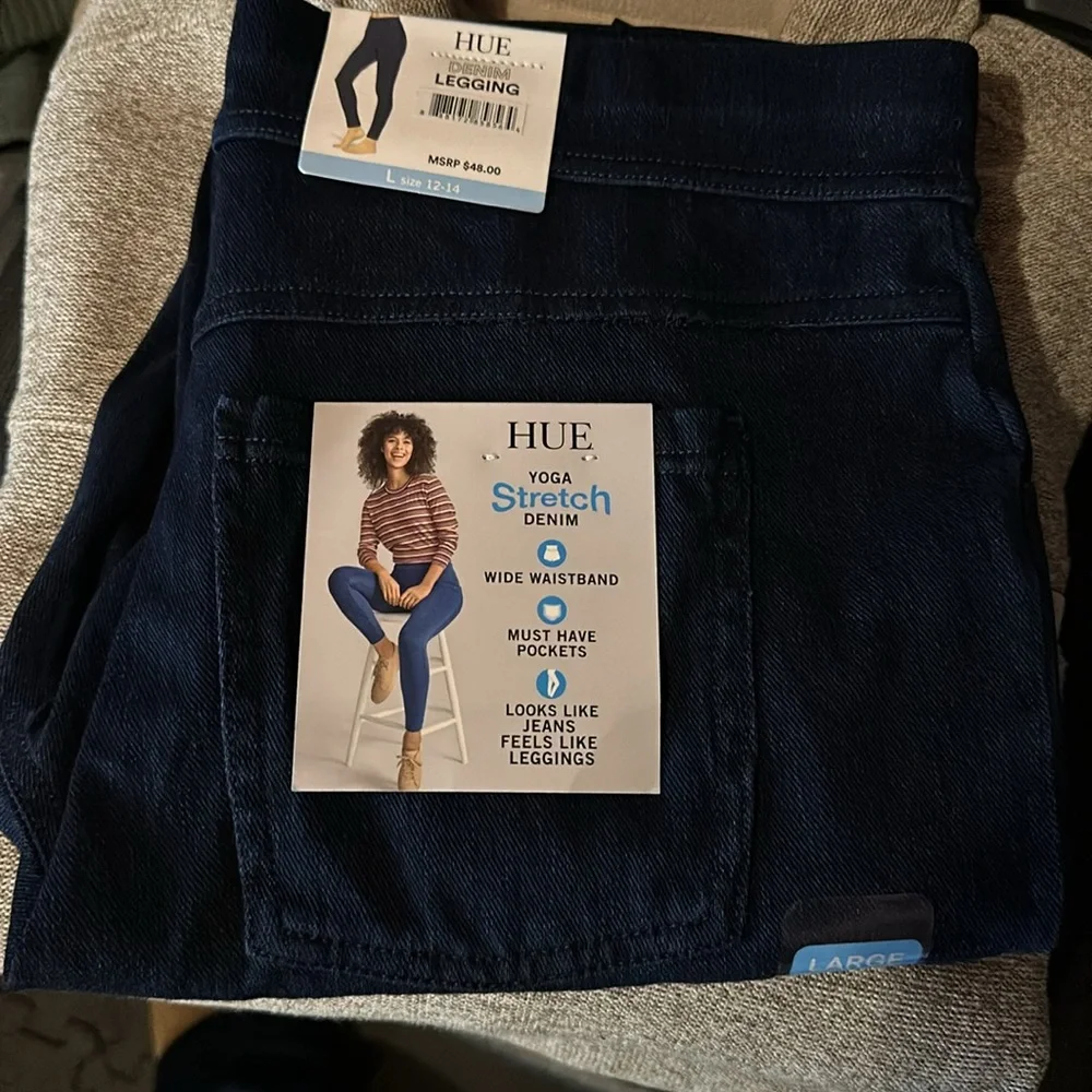 HUE New women’s leggings medium , stretchy skinny, jean jagging